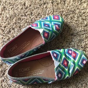 Toms kids shoes